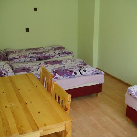 Hostel Omega Rzeszow Dış mekan fotoğraf