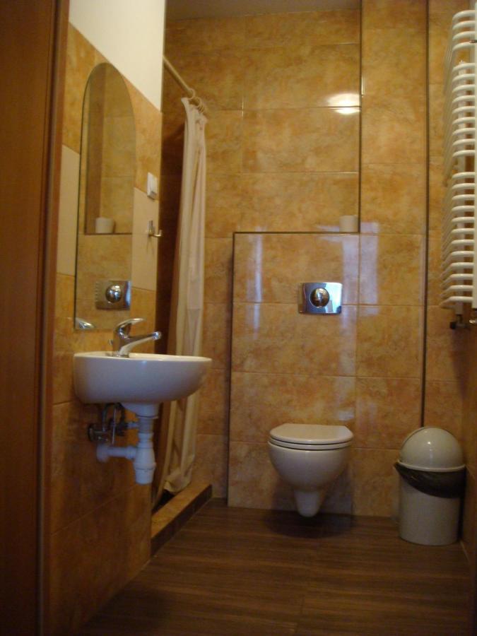 Hostel Omega Rzeszow Dış mekan fotoğraf