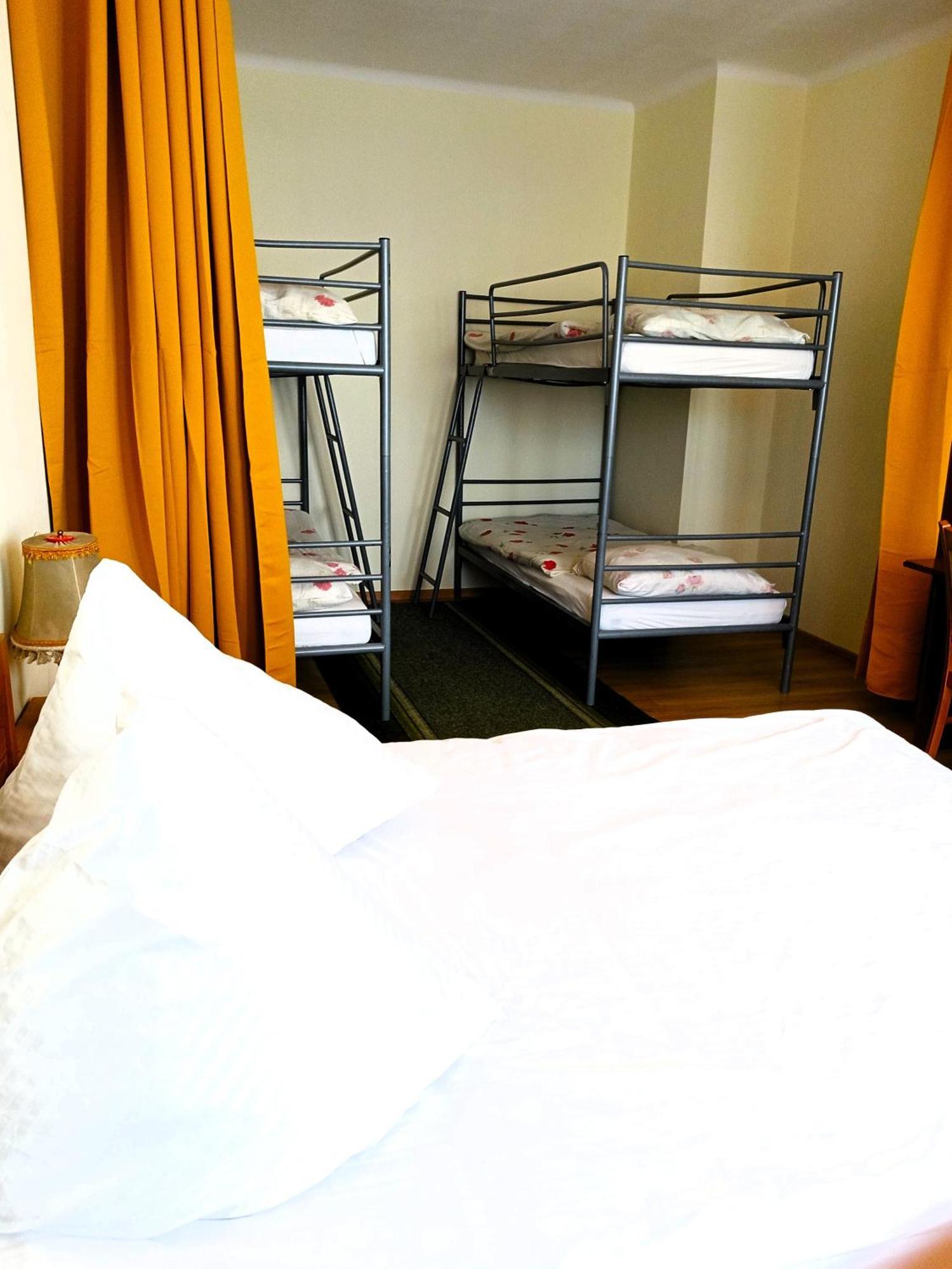 Hostel Omega Rzeszow Dış mekan fotoğraf